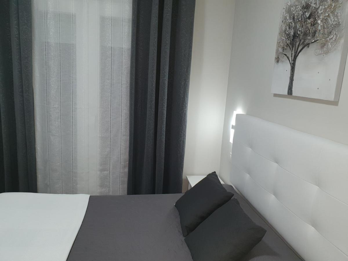 Hostal Malaga Аркос де ла Фронтера Экстерьер фото